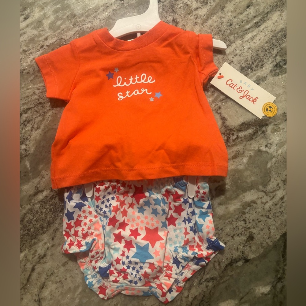 Baby girl tshirt and short set